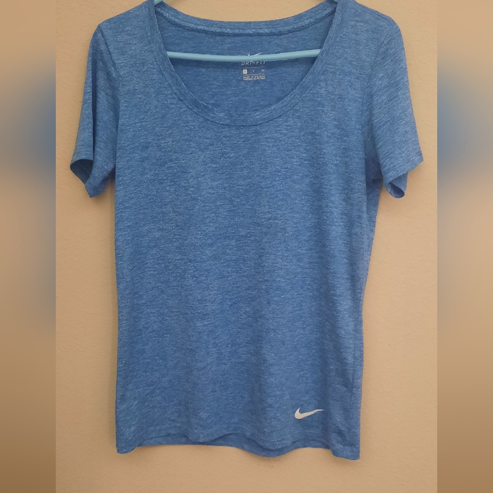 Nike Women's Heathered Blue Short Sleeve Tee